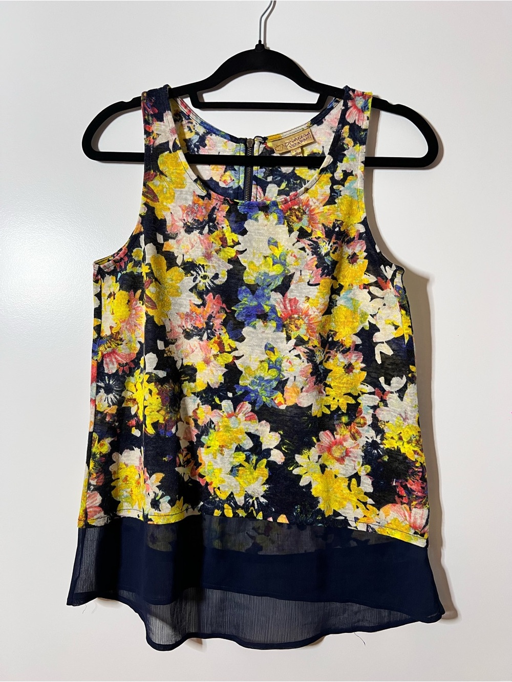 princess vera wang Navy Floral Tank Top with Yellow Accents